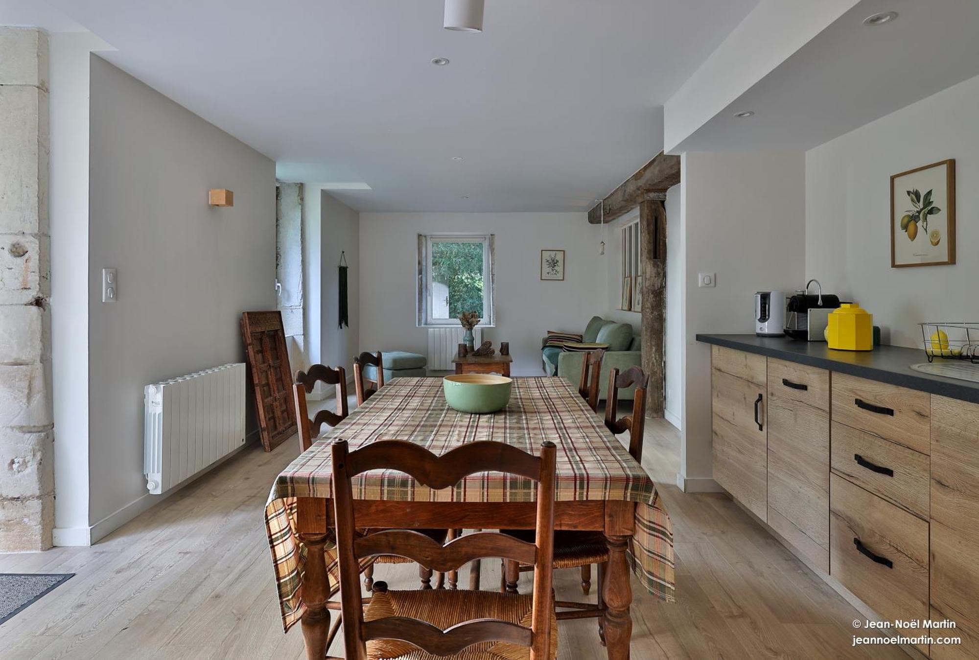 Bed and Breakfast Le Domaine De Moroges Экстерьер фото