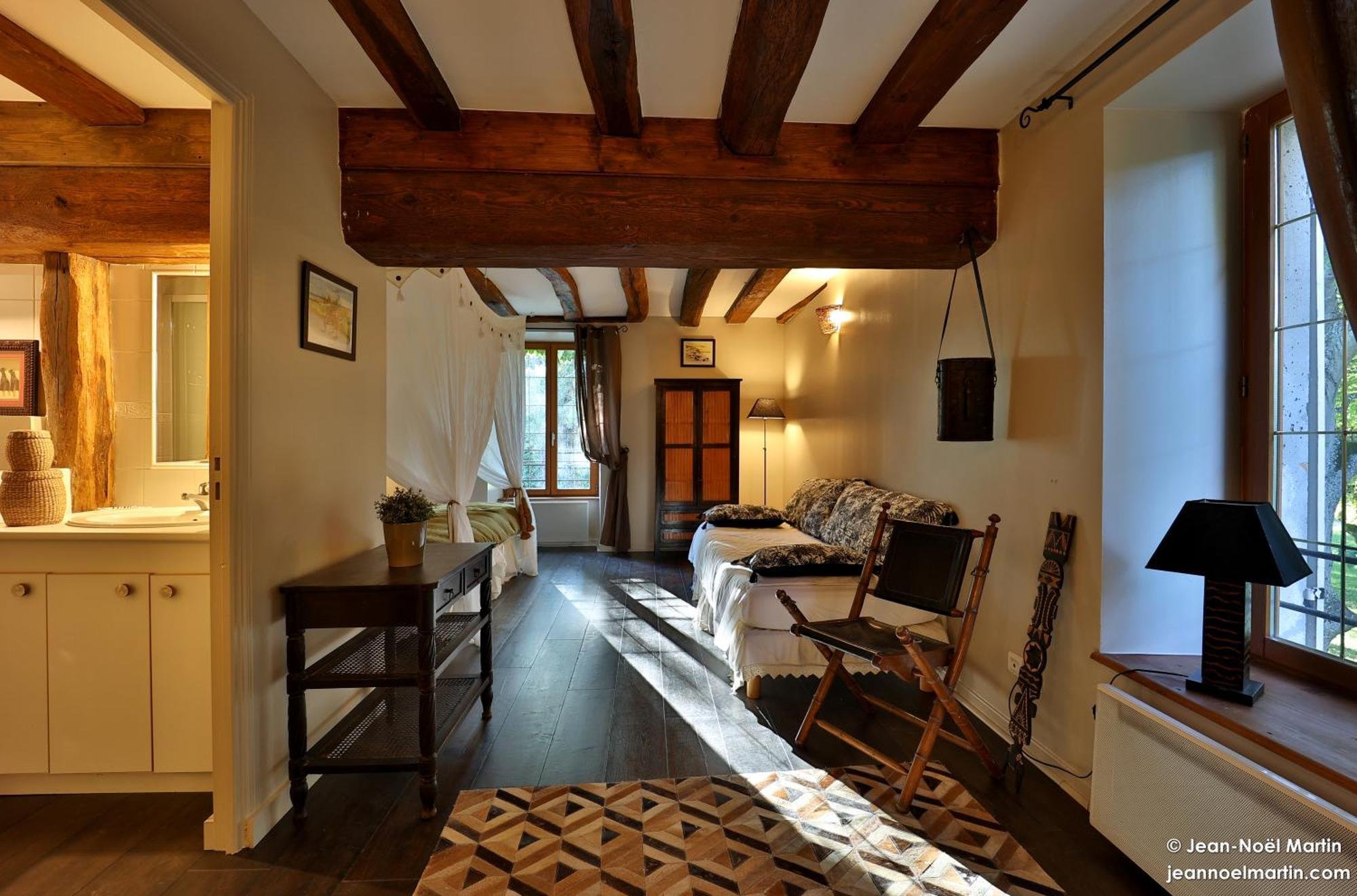 Bed and Breakfast Le Domaine De Moroges Экстерьер фото